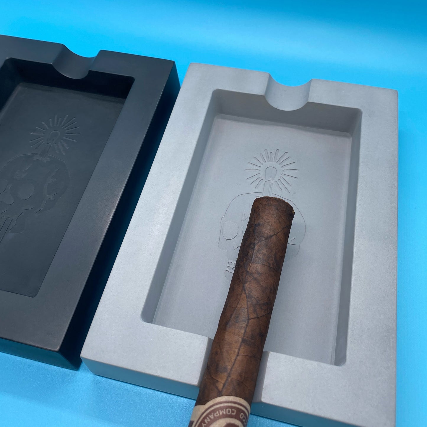 Lux Custom Concrete Ashtray